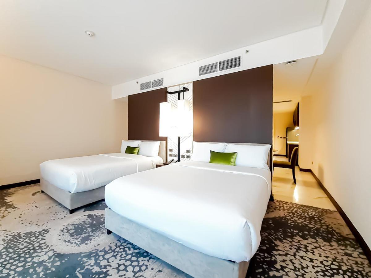 The Excelsior Hotel Las Piñas Eksteriør bilde