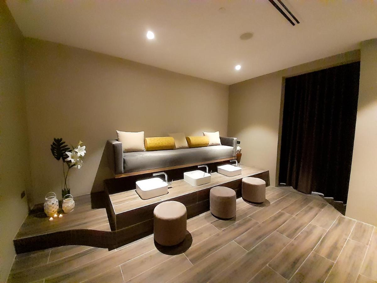 The Excelsior Hotel Las Piñas Eksteriør bilde